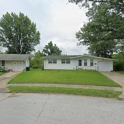 3005 Glade Ave, Saint Louis, MO 63136