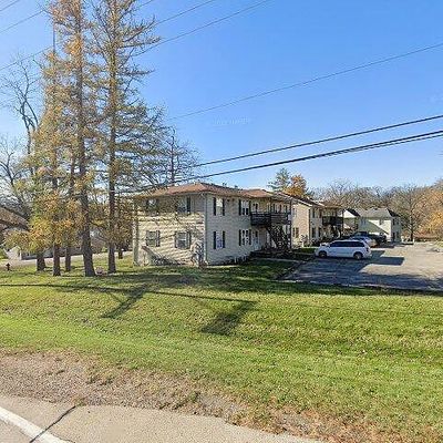 301 Pyott Rd, Lake In The Hills, IL 60156