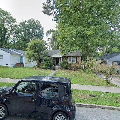 2625 Beechwood St, Greensboro, NC 27403