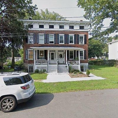 263 Paul St, Belvidere, NJ 07823