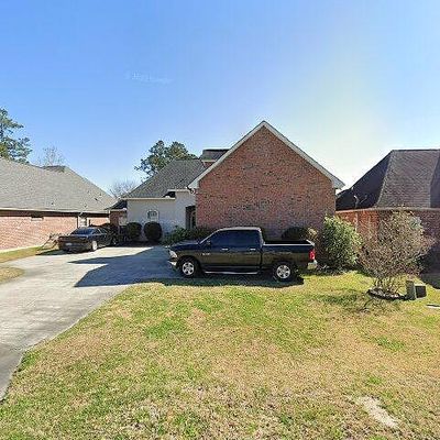 27766 Lake Shore Dr, Walker, LA 70785