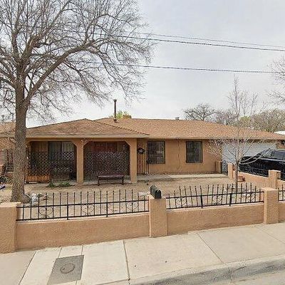 329 46 Th St Nw, Albuquerque, NM 87105