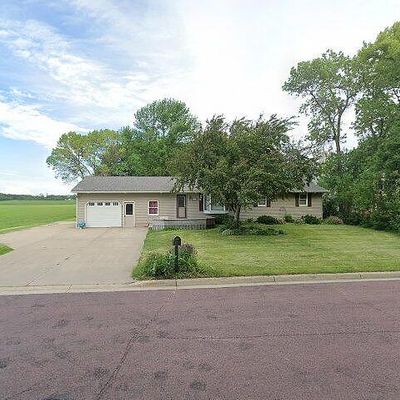 333 S Central Ave, Truman, MN 56088