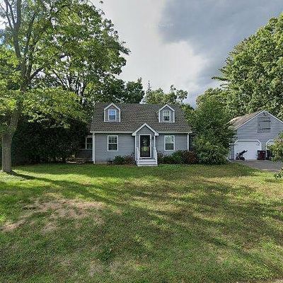 34 Dickinson Pl, Westfield, MA 01085