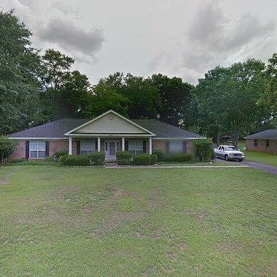 3441 Semmes Woods Dr, Semmes, AL 36575