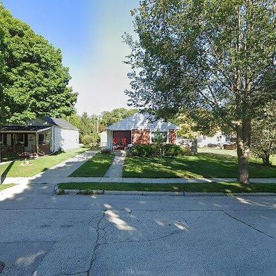 345 S Garfield Ave, Port Washington, WI 53074