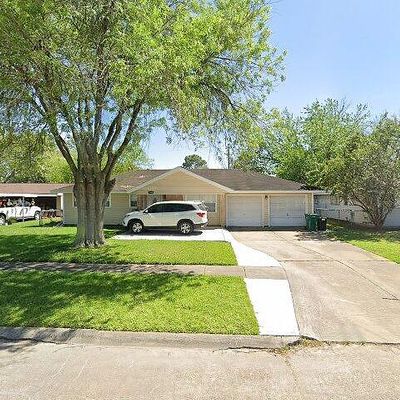 3516 Cedarcrest Dr, Pasadena, TX 77503