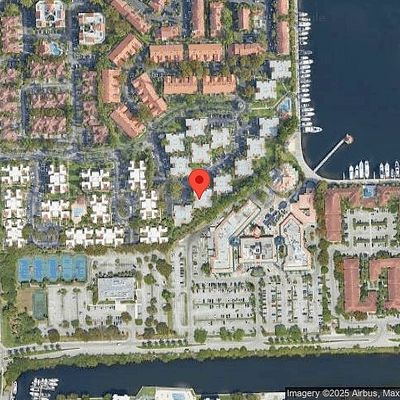 3570 Magellan Cir #225, Miami, FL 33180