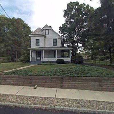 36 Old Chester Rd, Gladstone, NJ 07934