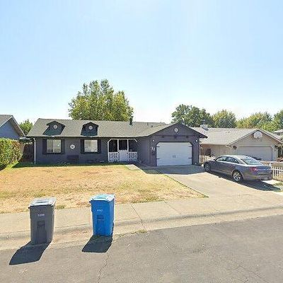 31 Flying Cloud Dr, Oroville, CA 95965