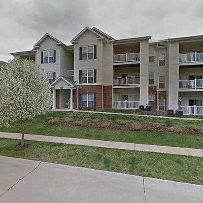 31 Kassebaum Ln #302, Saint Louis, MO 63129