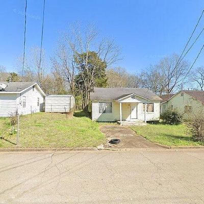 310 Dl Conner Dr, Starkville, MS 39759