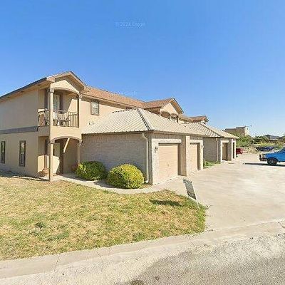 313 Ama Caro Dr, Del Rio, TX 78840