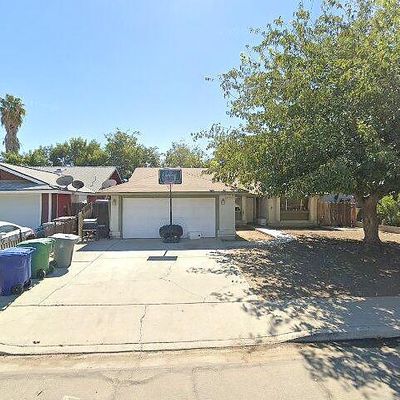 316 San Benito St, Avenal, CA 93204