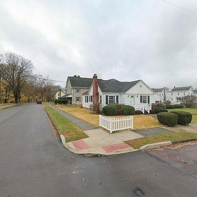 319 W 5 Th St, Nescopeck, PA 18635