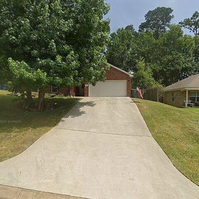 321 Green Leaf St, Huntsville, TX 77340