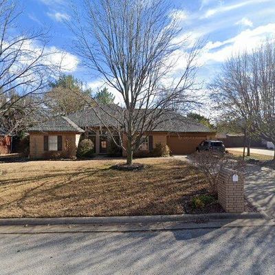 4 Churchwell Dr, Bentonville, AR 72712