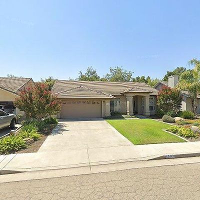 4007 E Laurel Ct, Visalia, CA 93292