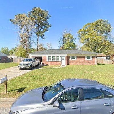 401 Sparrow Rd, Chesapeake, VA 23325