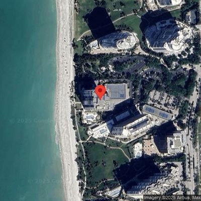 4051 Gulf Shore Blvd N #300, Naples, FL 34103