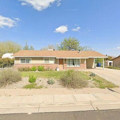 416 Saguaro Dr, Washington, UT 84780