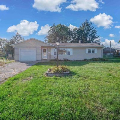 417 N Riverside Dr, Waterloo, WI 53594