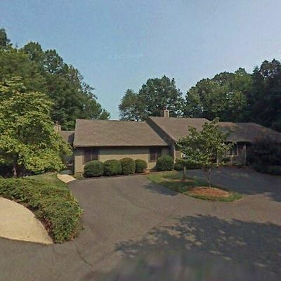 3647 Crooked Oak Ln, Winston Salem, NC 27106