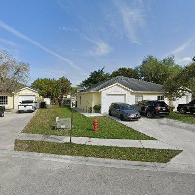 3715 Nyack Ln, Lake Worth, FL 33463