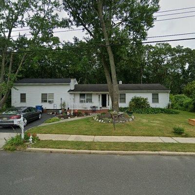 38 Lockwood Ave, Howell, NJ 07731