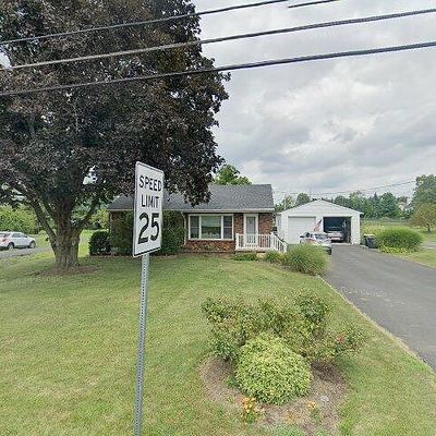 3831 E Hopewell Rd, Center Valley, PA 18034