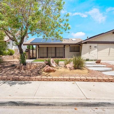 4516 Mcmillan Rd, Las Vegas, NV 89121