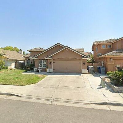 4567 W Roberts Ave, Fresno, CA 93722