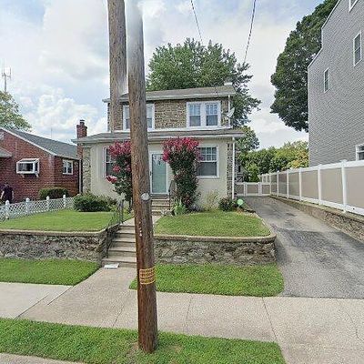 466 Cinnaminson St, Philadelphia, PA 19128