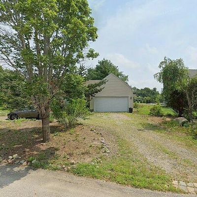 47 Swan View Ln, North Kingstown, RI 02852