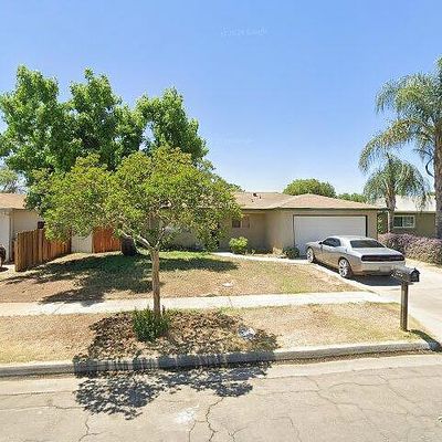 4707 N Kavanagh Ave, Fresno, CA 93705