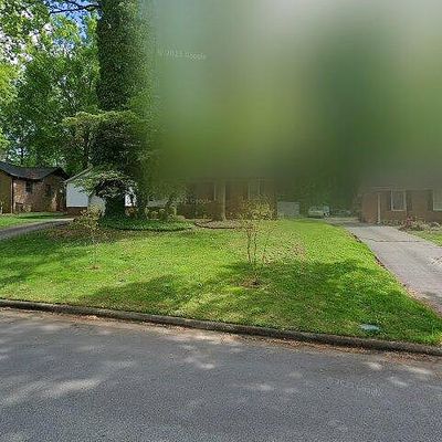 4709 Coltsfoot Rd, Greensboro, NC 27455