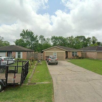 4714 36 Th St, Dickinson, TX 77539