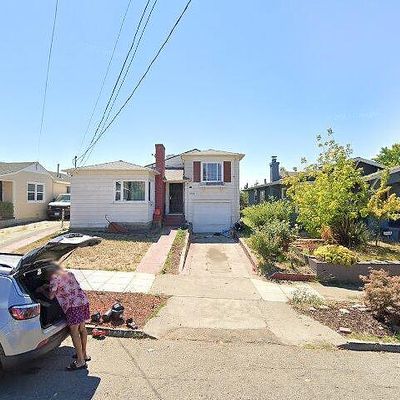 4727 Walnut St, Oakland, CA 94619