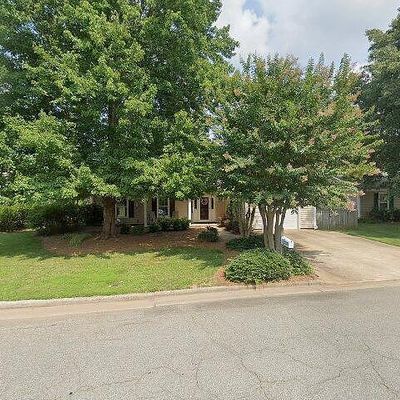 4812 Eagle Rock Rd, Greensboro, NC 27410