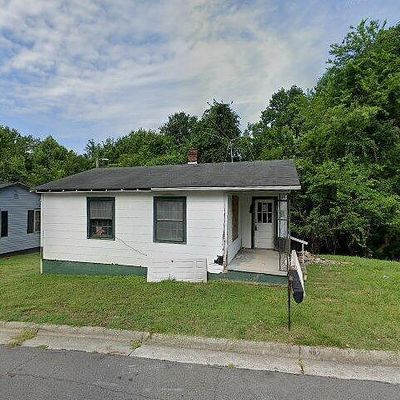 492 N Washington Ave, Reidsville, NC 27320