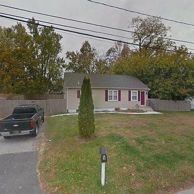 5 Mowery Rd, New Castle, DE 19720