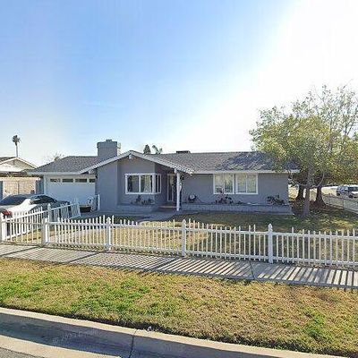 433 E Cerritos St, Rialto, CA 92376