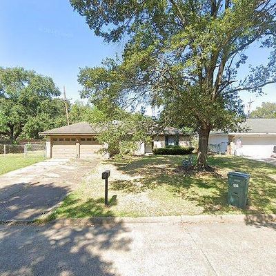 5350 Dawn Dr, Beaumont, TX 77706