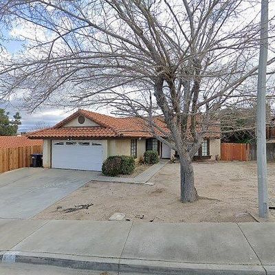 536 Rainbow Ter, Palmdale, CA 93551