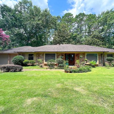 5365 Red Fox Road Road, Jackson, MS 39211