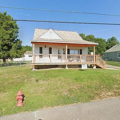 537 Maple St, Festus, MO 63028