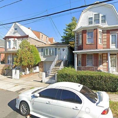 556 Johnstone St, Perth Amboy, NJ 08861