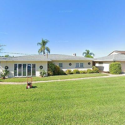 568 Johns Pass Ave, Madeira Beach, FL 33708