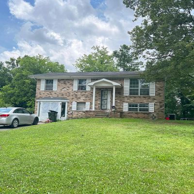 589 Pinewood Cir, Fort Oglethorpe, GA 30742