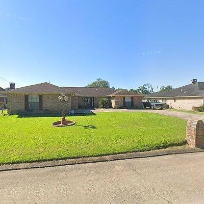 5015 Rue Dr, Beaumont, TX 77708